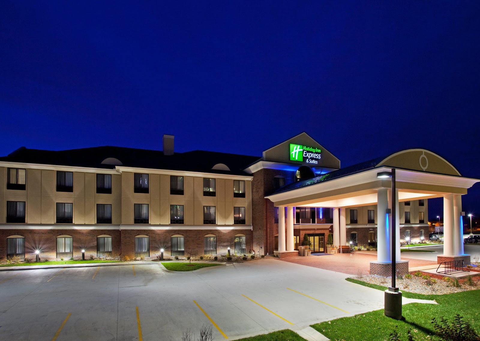 Holiday Inn Express & Suites East Lansing by IHG in East Lansing