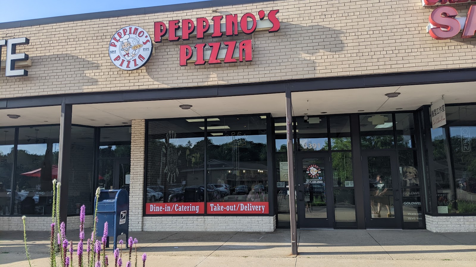 Peppinos Pizza East Lansing — photo