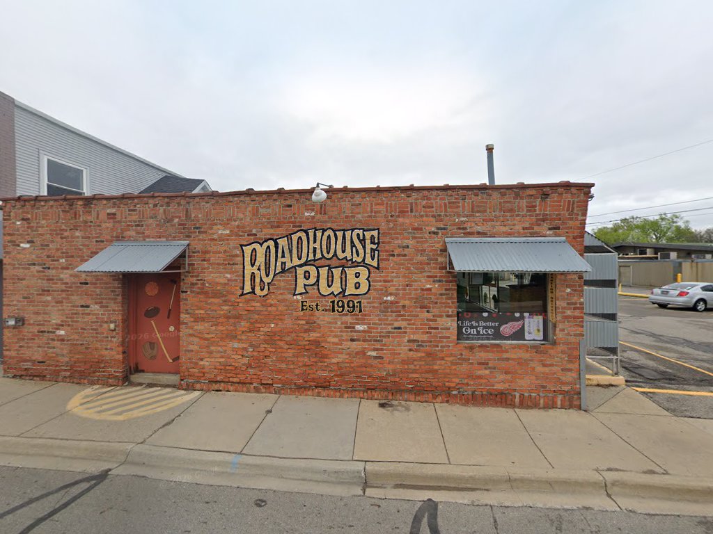 Roadhouse Pub — photo