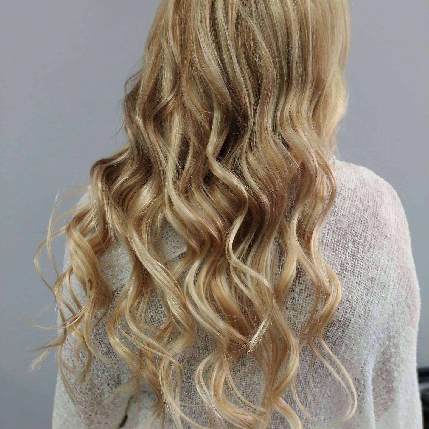 Urban Roots Salon — photo